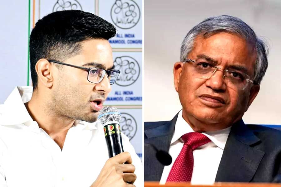 Abhishek Banerjee against ECI : সুপ্রিম কোর্টের নির্দেশ অমান্য করে হোয়াটসঅ্যাপ নজরদারি? স্ক্রিনশট প্রকাশ্যে এনে বিস্ফোরক অভিযোগ অভিষেক বন্দ্যোপাধ্যায়ের