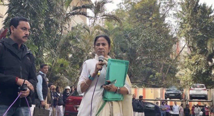 mamata-banerjee-against-ed