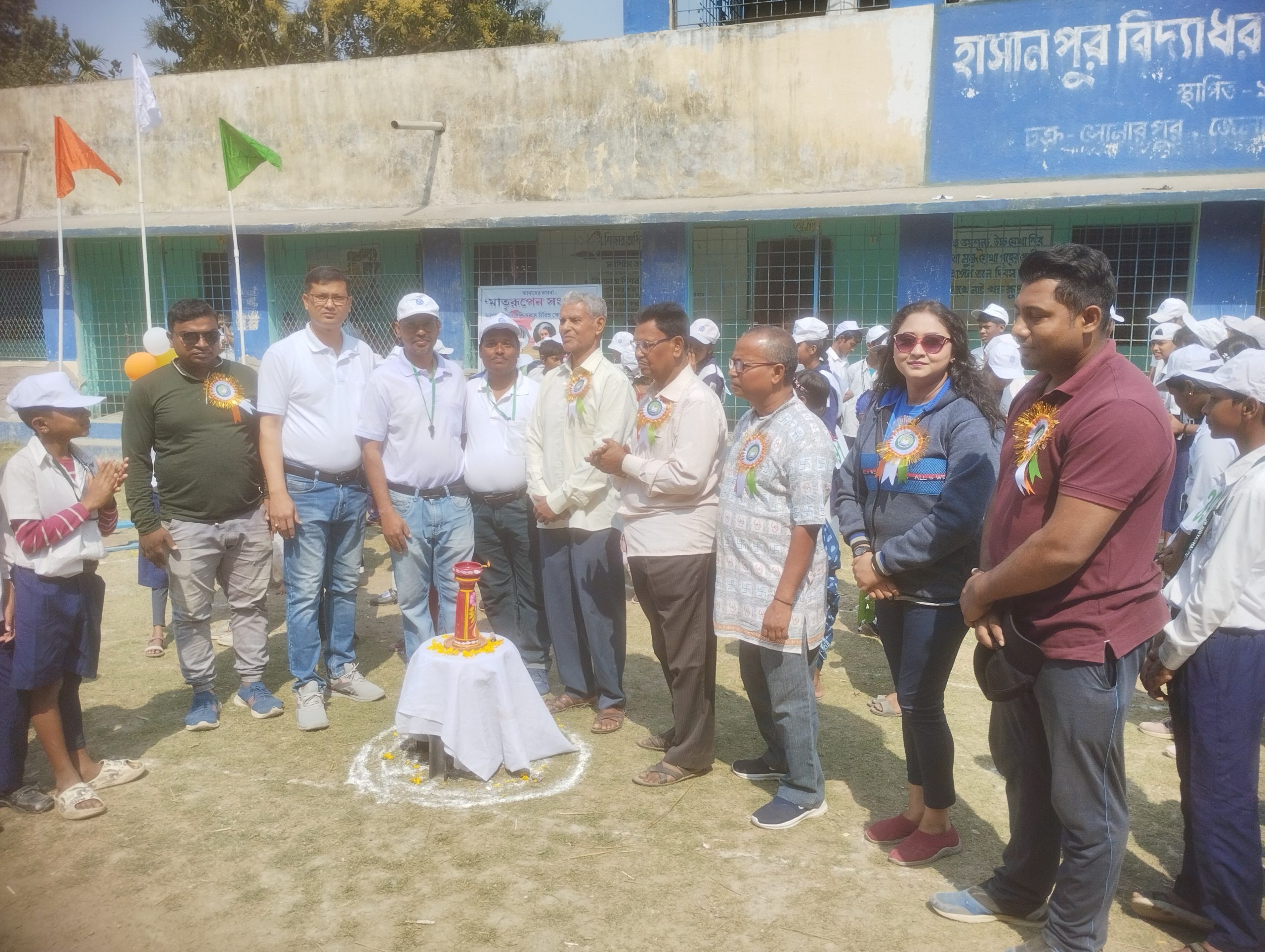 Sonarpur School Sports : মাতৃরূপেণ সংস্থিতা থিমে বার্ষিক ক্রীড়া, সোনারপুরের হাসানপুর বিদ্যাধরপুর জুনিয়র হাই স্কুলে নারীশক্তির বন্দনা