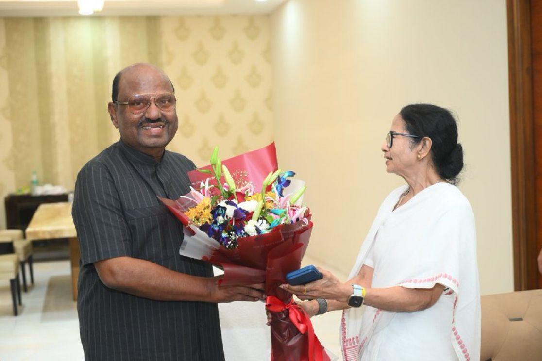 mamata-banerjee-cvanandabosea