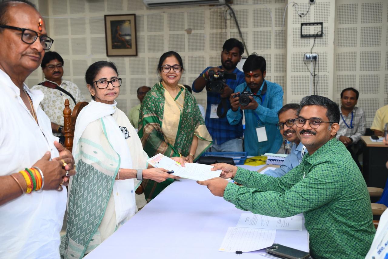 mamata-banerjee-nomination