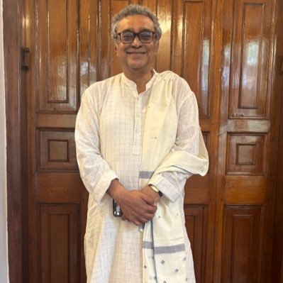 কর না বাড়িয়েই রাজস্ব বাড়ানোর চ্যালেঞ্জ! অর্থমন্ত্রী স্বপন দাশগুপ্তের ‘মার্শাল প্ল্যান’ ইঙ্গিতে জোর রাজনৈতিক চর্চা