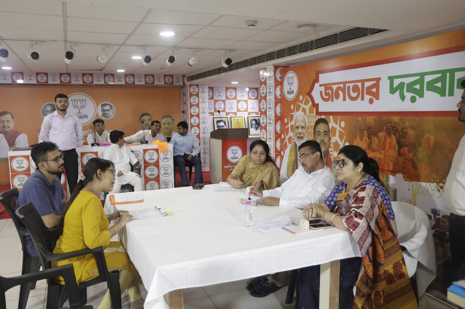 Suvendu Janatar Darbar : জনতার দরবারে শুভেন্দুর মানবিক উদ্যোগ, দুরারোগ্য রোগে আক্রান্ত ছোট্ট আরোহীর চিকিৎসার দায়িত্ব নিলেন বিরোধী দলনেতা