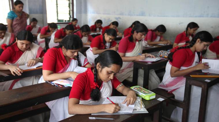 Madhyamik 2027: প্রকাশিত মাধ্যমিকের সূচি, ১৫ ফেব্রুয়ারি থেকে পরীক্ষা! কোন দিন কোন বিষয়? দেখে নিন সম্পূর্ণ রুটিন